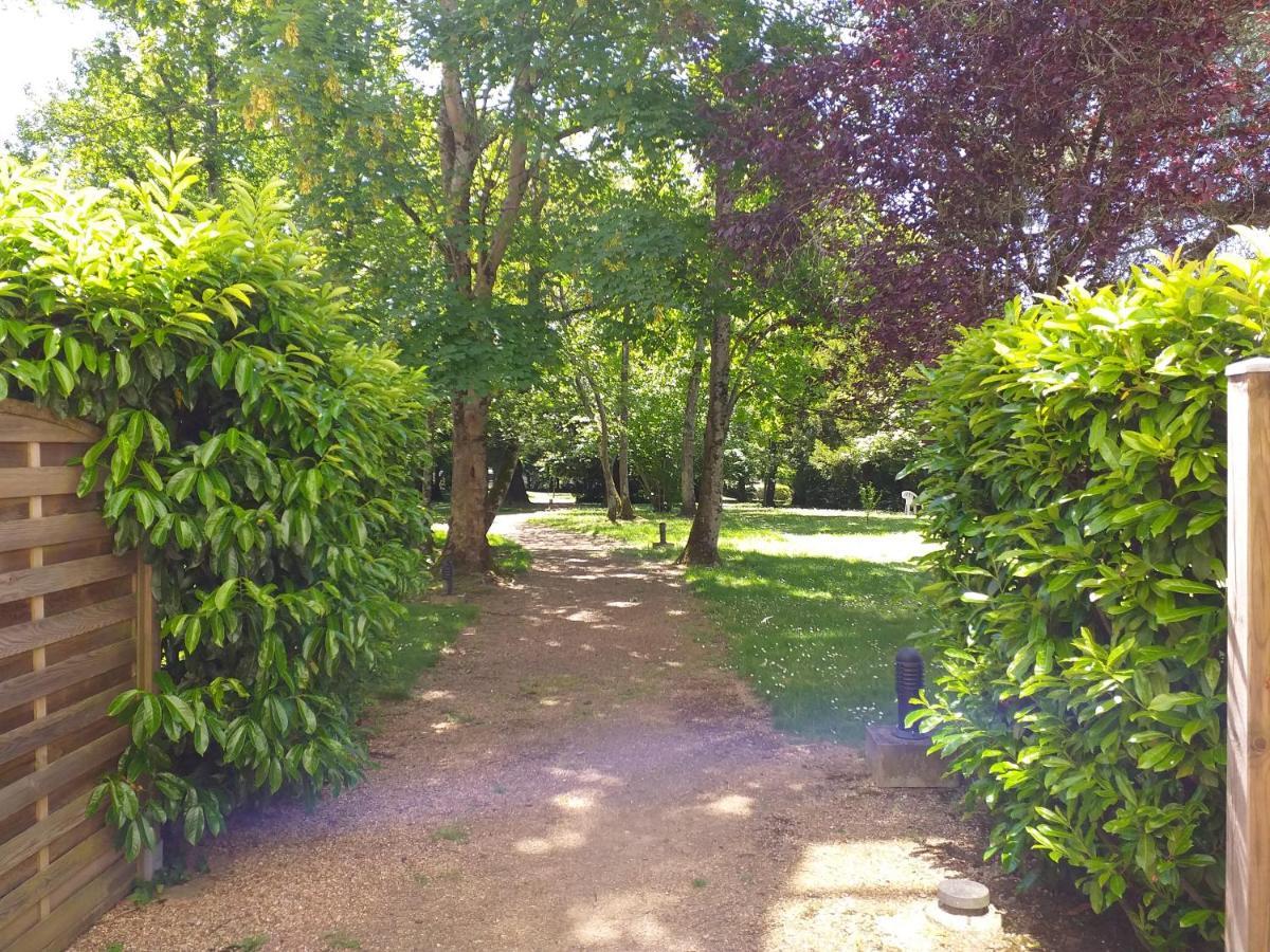 Appartement au calme, avec parc privé, 50m du tram Tours Exterior foto