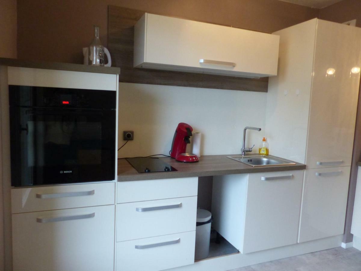 Appartement au calme, avec parc privé, 50m du tram Tours Exterior foto